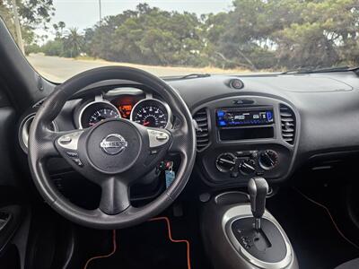 2011 Nissan JUKE S   - Photo 8 - Ventura, CA 93003