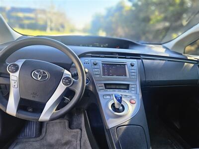 2013 Toyota Prius Two   - Photo 9 - Ventura, CA 93003