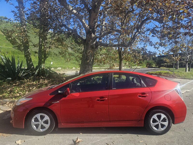 2013 Toyota Prius Two   - Photo 1 - Ventura, CA 93003