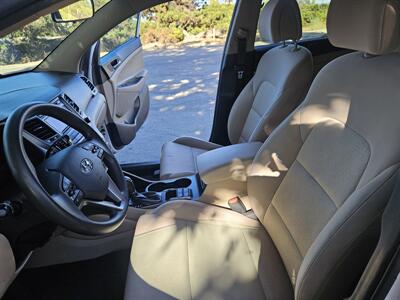 2017 Hyundai TUCSON 2.0L SE   - Photo 10 - Ventura, CA 93003