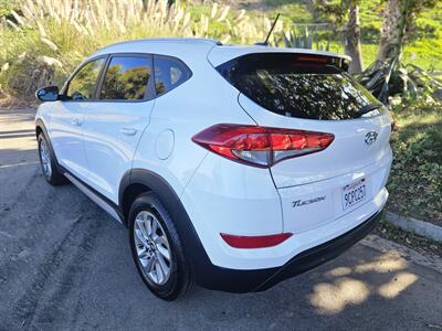 2017 Hyundai TUCSON 2.0L SE   - Photo 2 - Ventura, CA 93003