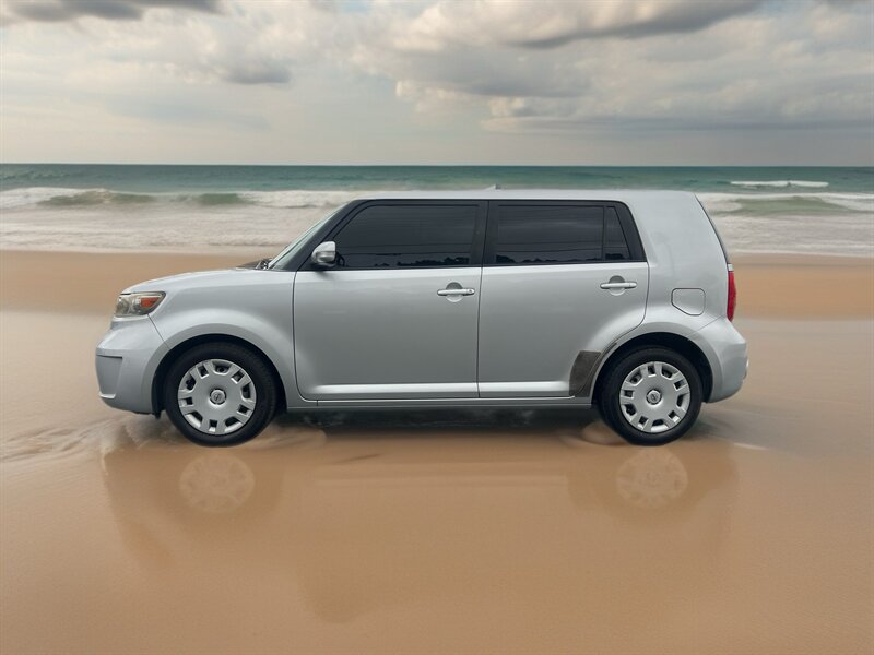 2010 Scion xB  