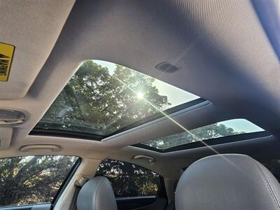 2013 Hyundai SONATA Hybrid Limited   - Photo 11 - Ventura, CA 93003