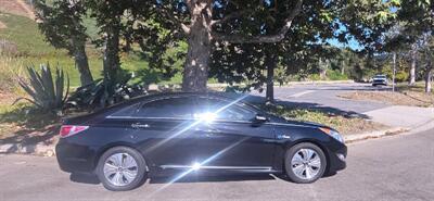 2013 Hyundai SONATA Hybrid Limited   - Photo 2 - Ventura, CA 93003