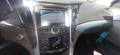 2013 Hyundai SONATA Hybrid Limited   - Photo 15 - Ventura, CA 93003
