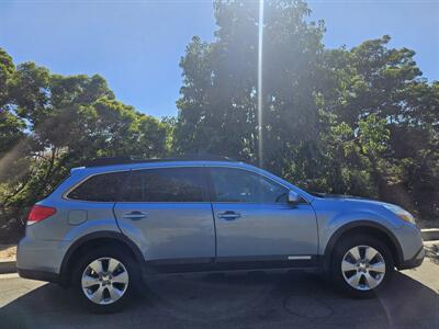 2011 Subaru Outback 2.5i Limited   - Photo 5 - Ventura, CA 93003