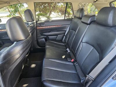 2011 Subaru Outback 2.5i Limited   - Photo 10 - Ventura, CA 93003