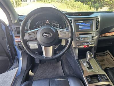 2011 Subaru Outback 2.5i Limited   - Photo 8 - Ventura, CA 93003