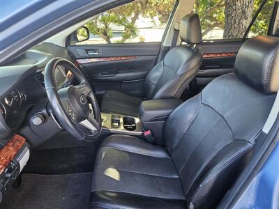 2011 Subaru Outback 2.5i Limited   - Photo 9 - Ventura, CA 93003