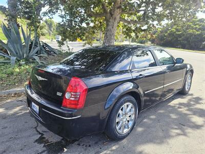 2008 Chrysler 300 Series Touring   - Photo 4 - Ventura, CA 93003