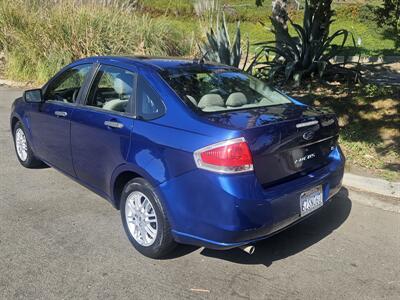 2009 Ford Focus SE   - Photo 5 - Ventura, CA 93003