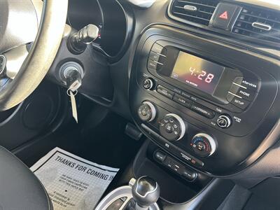 2015 Kia Soul + - Photo 14 - Ventura, CA 93003