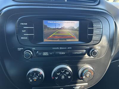 2015 Kia Soul + - Photo 17 - Ventura, CA 93003