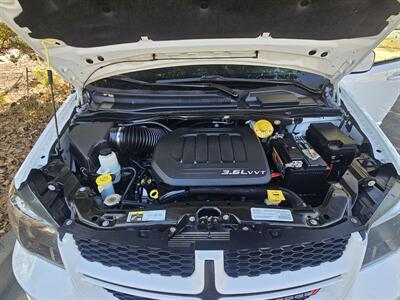 2018 Dodge Grand Caravan GT   - Photo 10 - Ventura, CA 93003