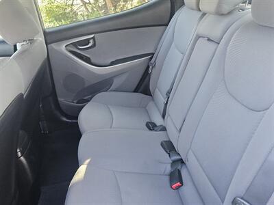 2015 Hyundai Elantra SE   - Photo 10 - Ventura, CA 93003