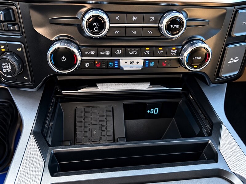 2024 Ford F-350 Super Duty Lariat DUALLY DIESEL TRUCK 4WD FORD 4X4 - Photo 18 - Scottsdale, AZ 85257