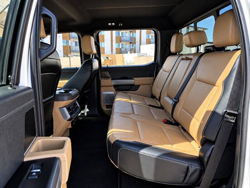 2024 Ford F-350 Super Duty Lariat DUALLY DIESEL TRUCK 4WD FORD 4X4 - Photo 25 - Scottsdale, AZ 85257