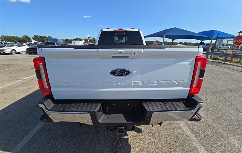 2024 Ford F-350 Super Duty Lariat DUALLY DIESEL TRUCK 4WD FORD 4X4 - Photo 5 - Scottsdale, AZ 85257