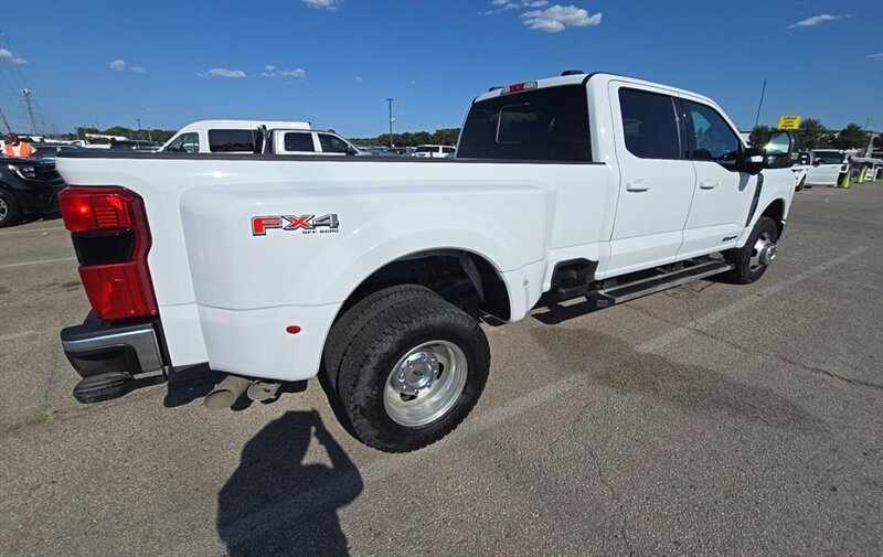 2024 Ford F-350 Super Duty Lariat DUALLY DIESEL TRUCK 4WD FORD 4X4 - Photo 4 - Scottsdale, AZ 85257