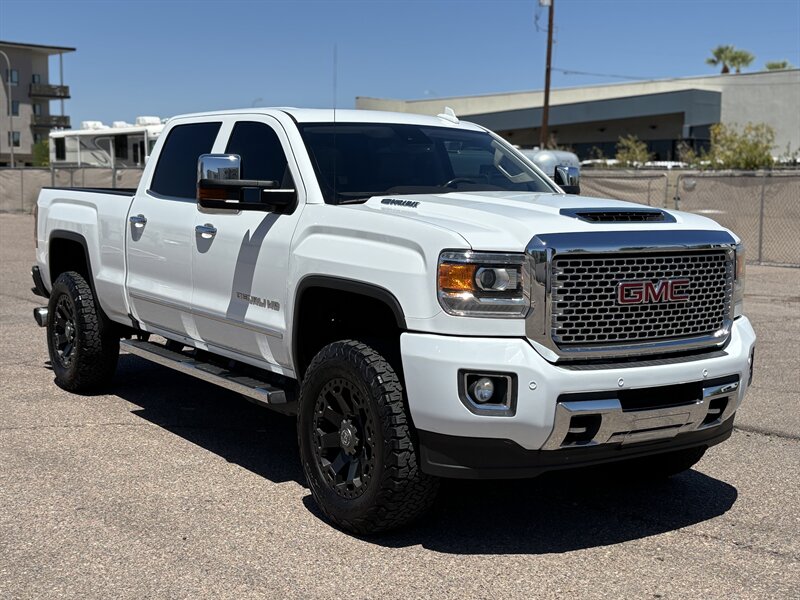2017 GMC Sierra 2500 Denali LIFTED DIESEL TRUCK 4WD GMC SIERRA DENALI  