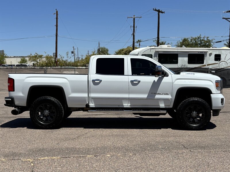 2017 GMC Sierra 2500 Denali LIFTED DIESEL TRUCK 4WD GMC SIERRA DENALI  