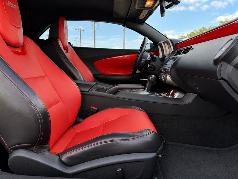 2011 Chevrolet Camaro SS CONVERTIBLE 28K MI RARE RS PKG CHEVY CAMARO 2SS - Photo 33 - Scottsdale, AZ 85257