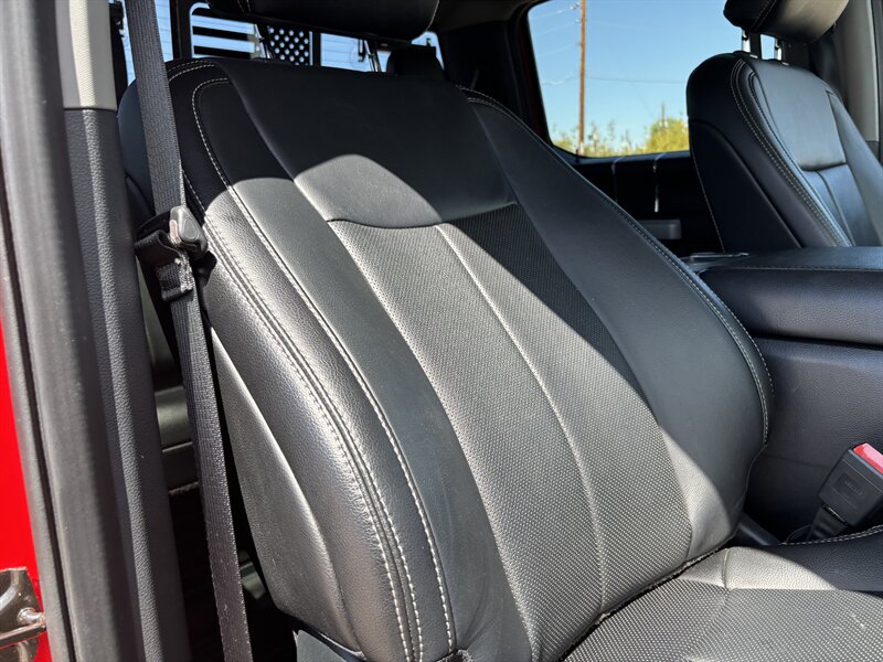 2020 Ford F-250 Lariat photo 35
