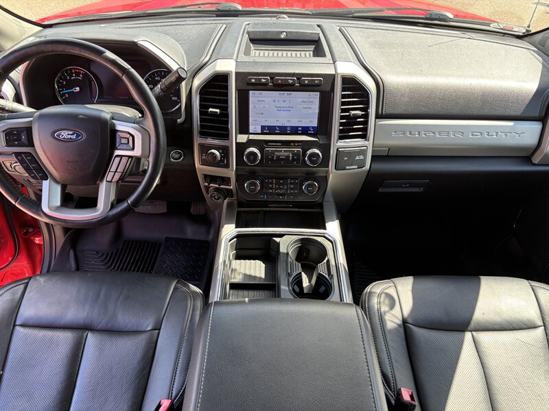 2020 Ford F-250 Lariat photo 26