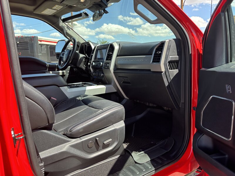 2020 Ford F-250 Lariat photo 32