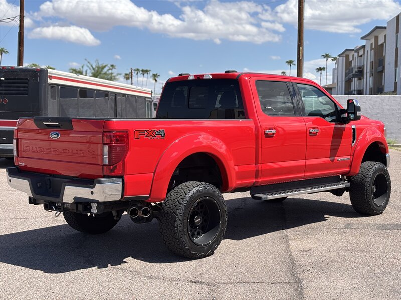 2020 Ford F-250 Lariat photo 2