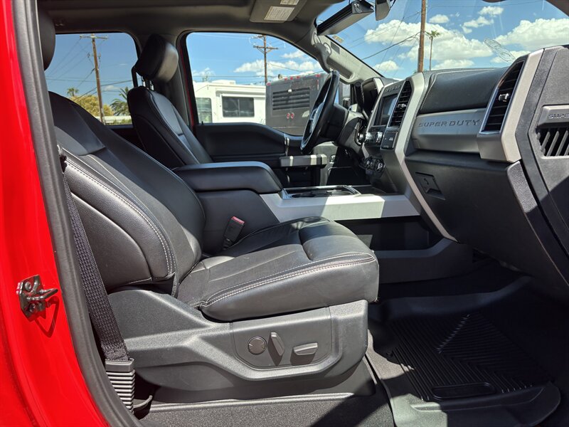 2020 Ford F-250 Lariat photo 33