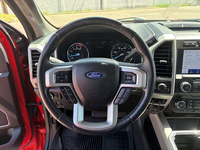 2020 Ford F-250 Lariat photo 20