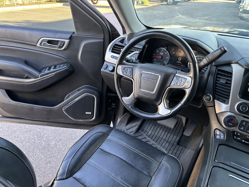 2018 Gmc Yukon Denali photo 28