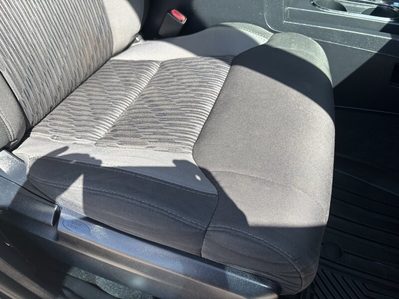 2017 Toyota Tundra CREWMAX 4WD TRUCK ARIZONA OWNED TOYOTA TUNDRA 4X4 - Photo 34 - Scottsdale, AZ 85257