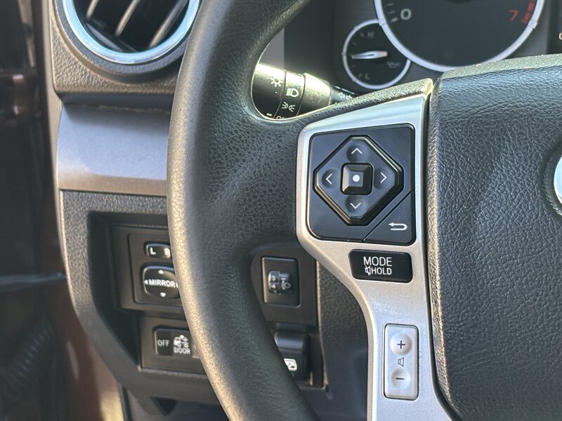 2017 Toyota Tundra CREWMAX 4WD TRUCK ARIZONA OWNED TOYOTA TUNDRA 4X4 - Photo 21 - Scottsdale, AZ 85257