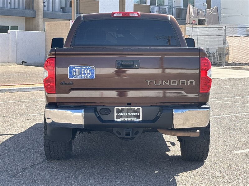 2017 Toyota Tundra CREWMAX 4WD TRUCK ARIZONA OWNED TOYOTA TUNDRA 4X4 - Photo 7 - Scottsdale, AZ 85257
