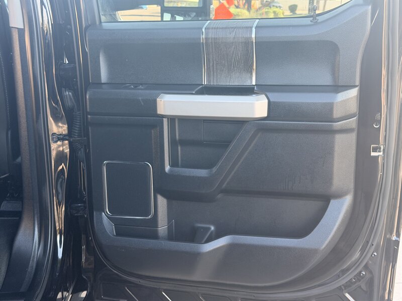 2020 Ford F-350 Super Duty Lariat TREMOR DIESEL TRUCK 4WD F350 4X4 - Photo 35 - Scottsdale, AZ 85257
