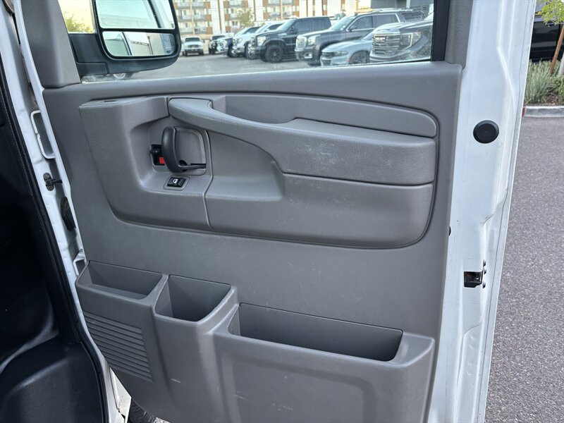 2012 Chevrolet Express LT 3500 Passenger Van photo 12