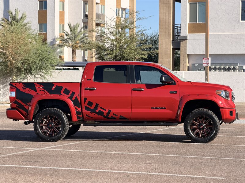 2020 Toyota Tundra CREWMAX LIFTED TRUCK 4WD 6