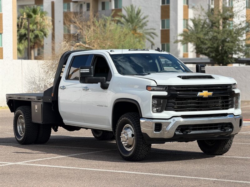 2024 Chevrolet Silverado 3500 DUALLY FLATBED DIESEL TRUCK 4WD CHEVY 3500 FLATBED  
