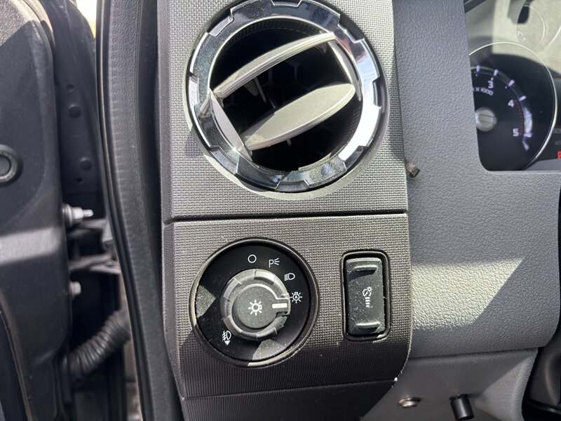 2016 Ford F-250 Super Duty LIFTED DIESEL TRUCK 4WD 82K MI 37 " TIRE - Photo 15 - Scottsdale, AZ 85257