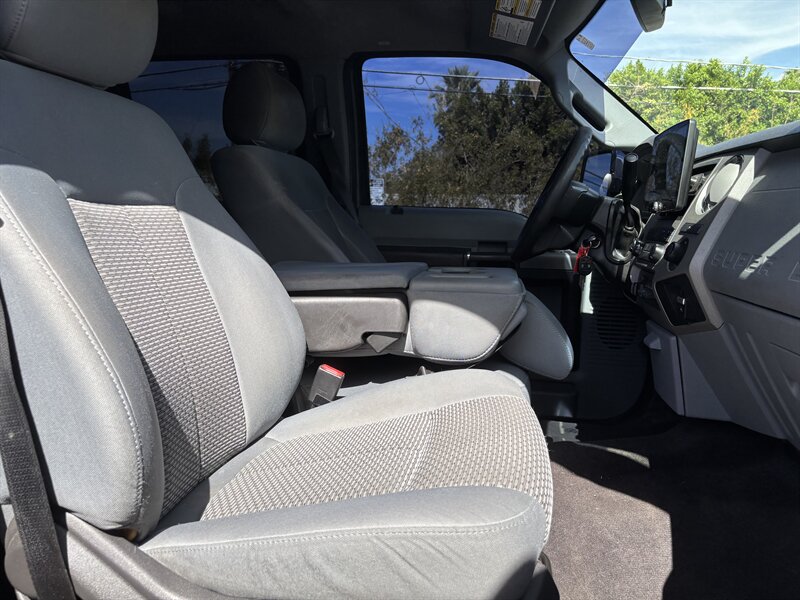 2016 Ford F-250 Super Duty LIFTED DIESEL TRUCK 4WD 82K MI 37 " TIRE - Photo 29 - Scottsdale, AZ 85257