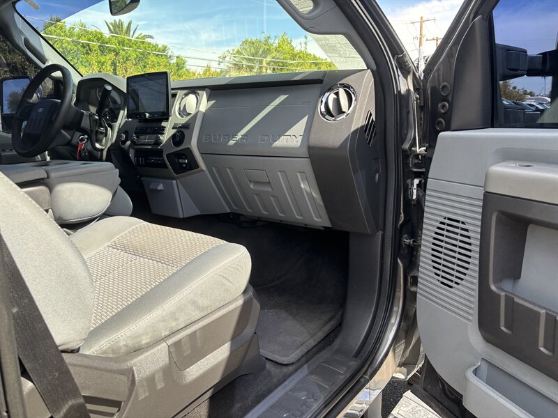 2016 Ford F-250 Super Duty LIFTED DIESEL TRUCK 4WD 82K MI 37 " TIRE - Photo 28 - Scottsdale, AZ 85257