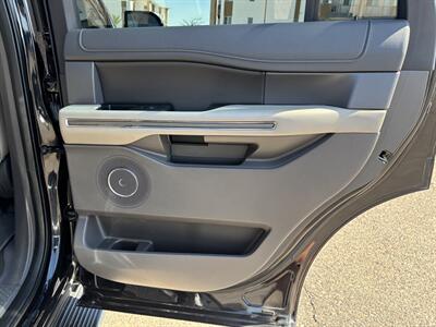 2020 Ford Expedition 4WD SUV 3RD ROW SEAT PANO ROOF LEATHER FORD SUV   - Photo 40 - Scottsdale, AZ 85257