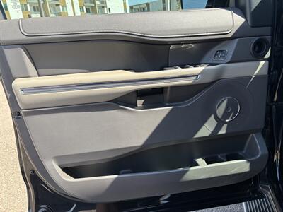 2020 Ford Expedition 4WD SUV 3RD ROW SEAT PANO ROOF LEATHER FORD SUV   - Photo 11 - Scottsdale, AZ 85257