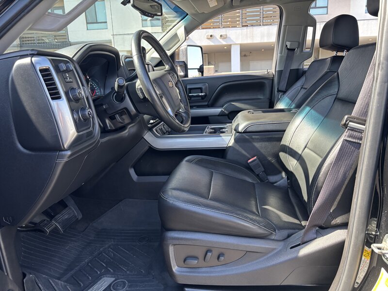 2016 Chevrolet Silverado 2500 LTZ DIESEL TRUCK 4WD CHEVY SILVERADO 2500 4X4 CHEV - Photo 10 - Scottsdale, AZ 85257