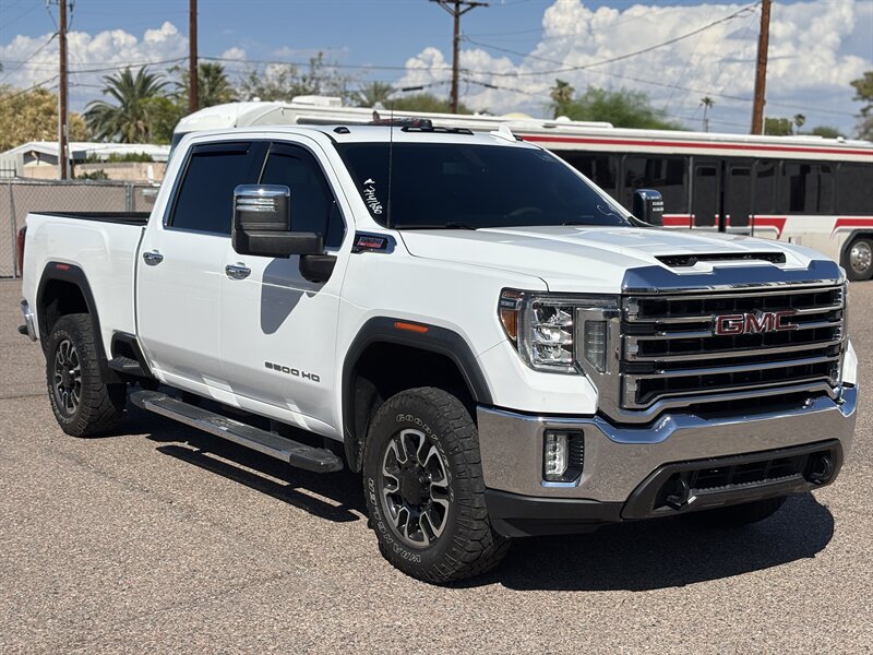 2020 GMC Sierra 2500 SLT DIESEL TRUCK 4WD LOW MI GMC SIERRA 2500 DIESEL  
