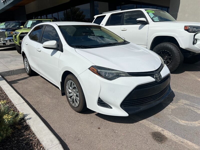 2017 Toyota Corolla LE LOCAL TRADE IN GAS SAVER TOYOTA COROLLA LOW MIL  