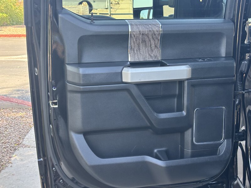 2019 Ford F-350 Super Duty Lariat LONG BED DIESEL TRUCK 4WD F350 - Photo 32 - Scottsdale, AZ 85257