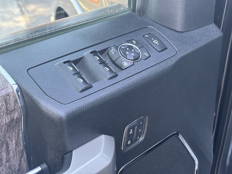 2019 Ford F-350 Super Duty Lariat LONG BED DIESEL TRUCK 4WD F350 - Photo 11 - Scottsdale, AZ 85257